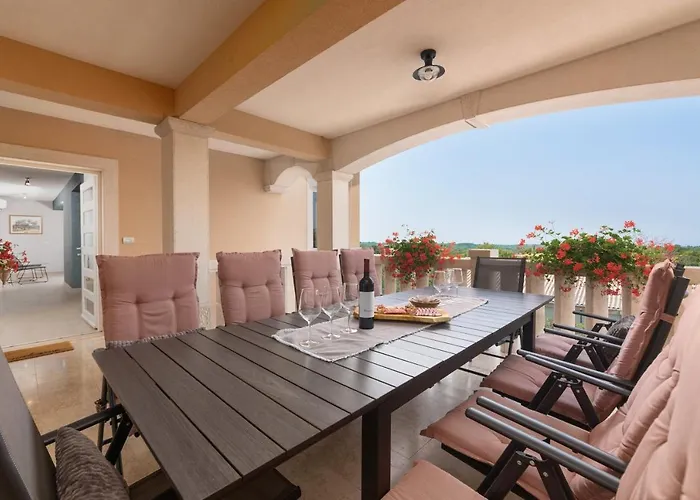 Vitis Istra Διαμέρισμα Tinjan