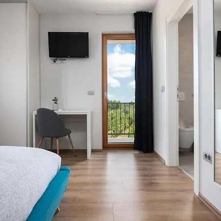 Vitis Istra * Tinjan